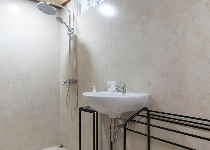 Surya Family House Accommodatie bij particulieren *